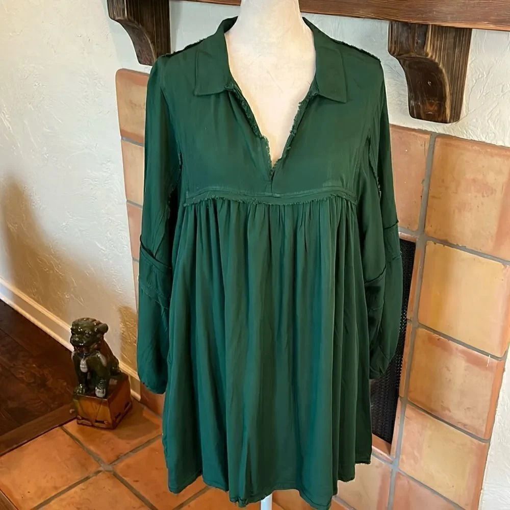 Meritt BABYDOLL DRESS IN HUNTER, S!